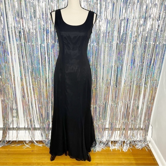Watters & Watters Vintage Black Silk Black Tie Gown Formal Size 4 - Picture 2 of 10